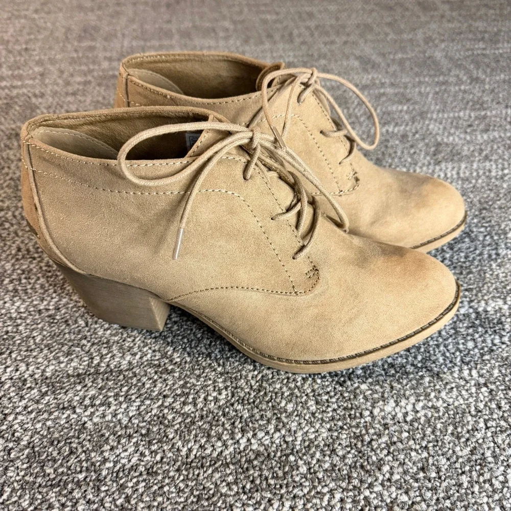Rocket Dog Womens 8.5 Tan Faux Suede Lace Up Block Heel Ankle Booties Boots